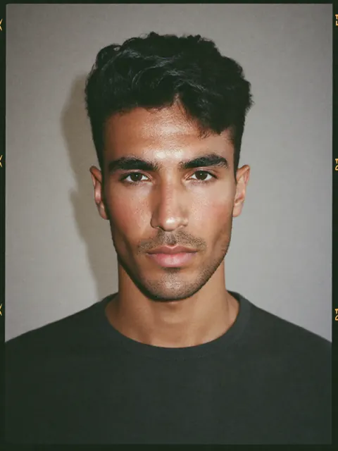 AJ, portrait